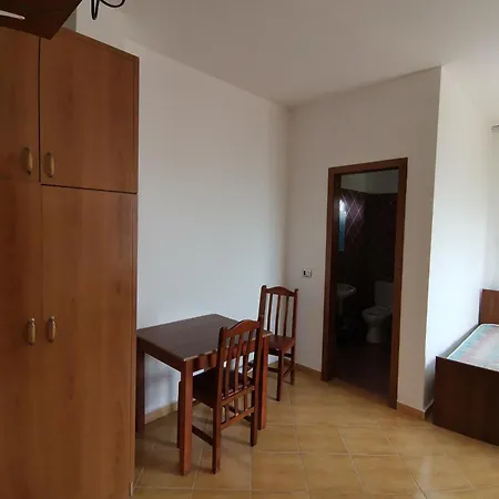 ホテル Bora Gostime